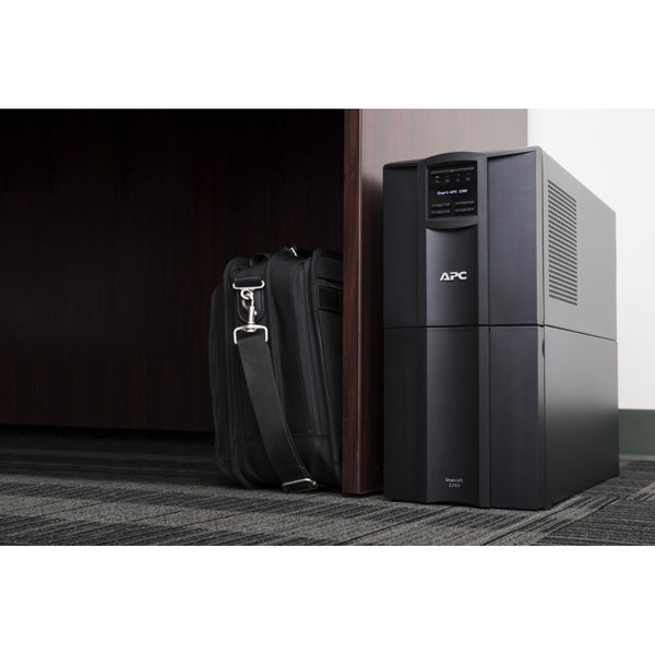 UPS Smart 2200VA Tower SMT2200IC